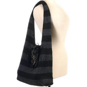 NWT Alice + Olivia by Stacey Bendet Black Charcoal Hobo Knit Shoulder Bag